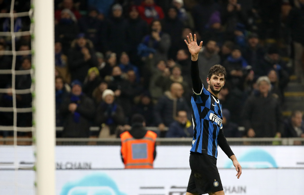 欧冠战报：戈登传射，格里马尔多绝平，勒沃库森2-2平纽卡（欧冠综述：戈登一传一射，格里马尔多补时扳平，勒沃库森2-2战平纽卡斯尔）