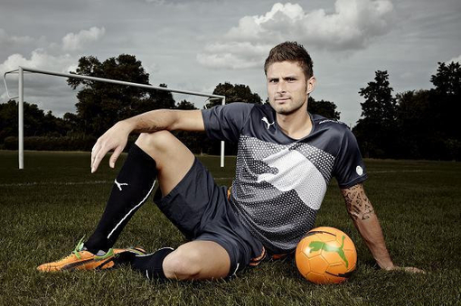 👀近10次悉尼德比合计攻入33球，且没有一场战成0-0（👀悉尼德比近10战轰入33球，无一场0-0）