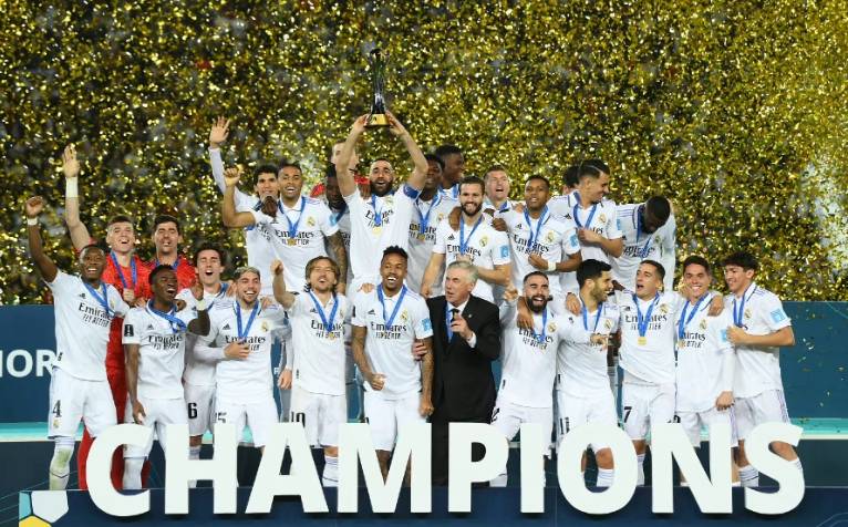 巴萨官方：欧冠对法鹰将检查穿客队球衣者身份，排除非法购票