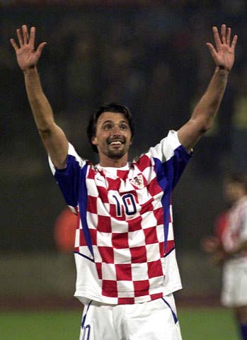 欧洲区预选赛格局混乱（欧洲区预选赛形势错综复杂）