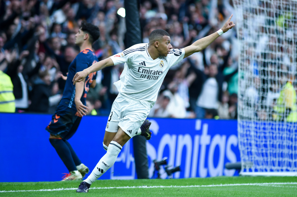 官方：莱斯特城英超冠军主力成员富克斯执教英乙纽波特