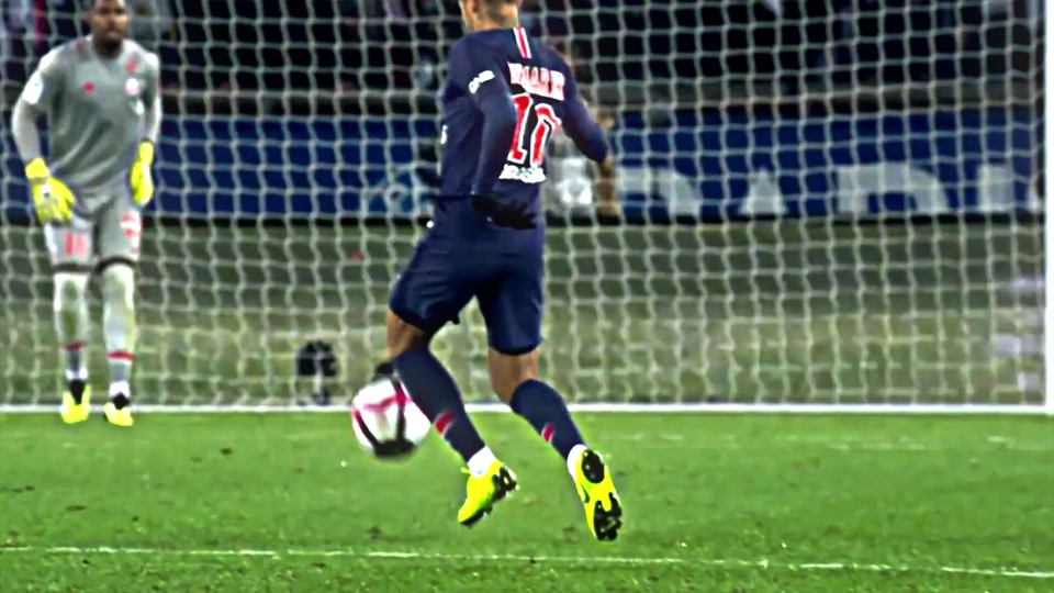 媒体人：王长庆可能担任国安体育副总监，负责内外援的引进（媒体曝王长庆或出任国安体育副总监，主管内外援引进）