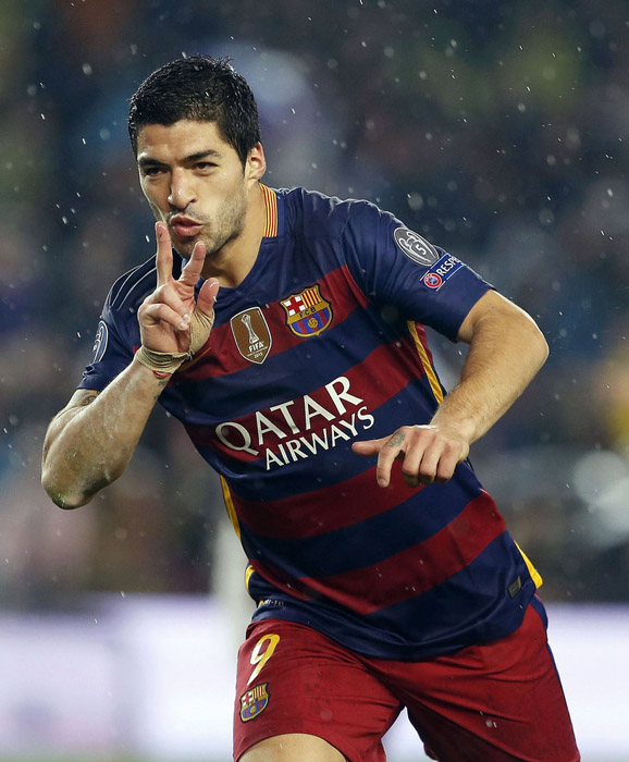 埃利奥特真是被阿斯顿维拉给惨了，不管他冬窗是继续留在维拉（无论冬窗去留，埃利奥特都被阿斯顿维拉坑惨了）