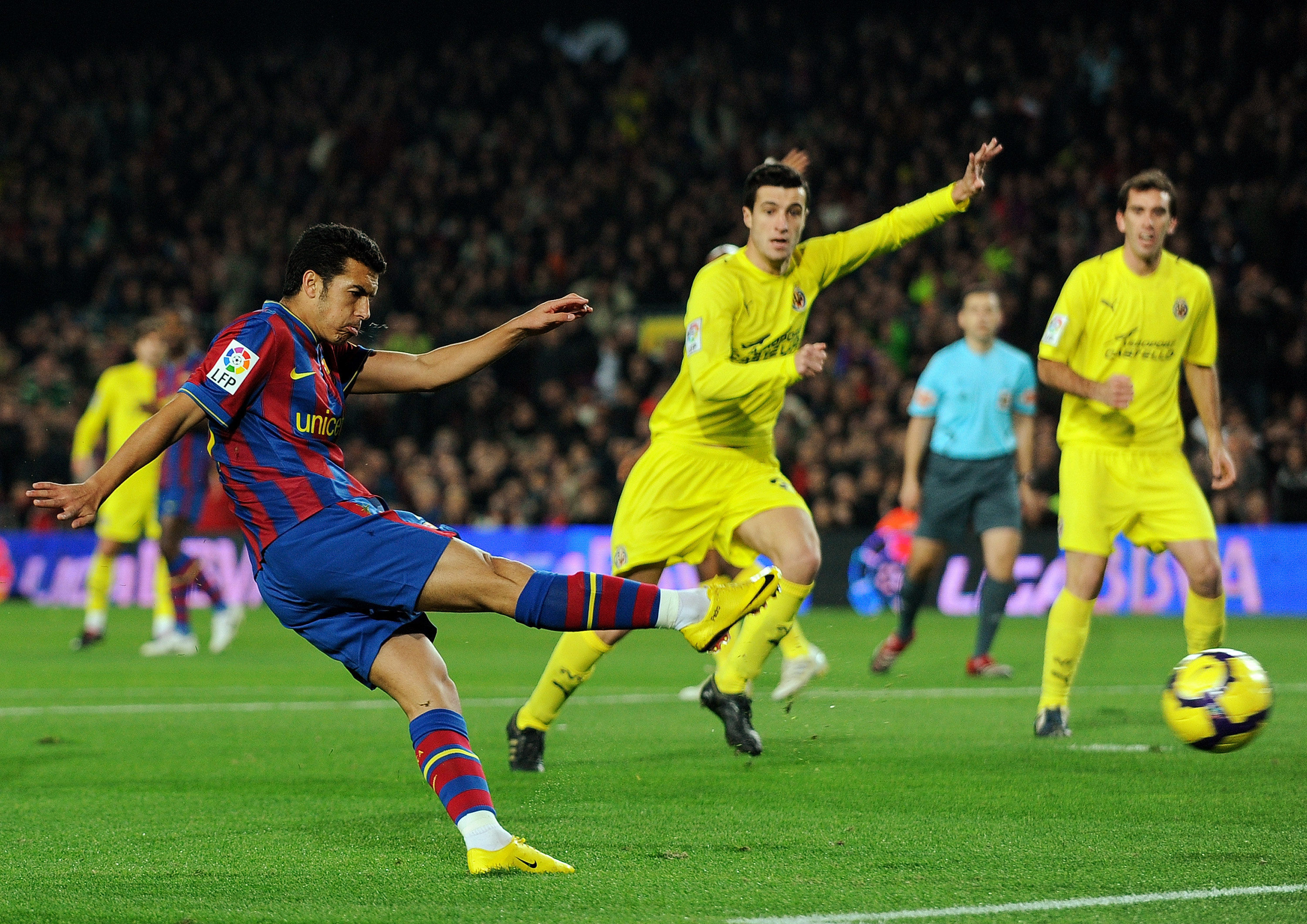 东契奇狂砍43分13助攻9篮板！打破哈登纪录，跃升现役第一（东契奇43分13助攻9篮板引爆全场！改写哈登纪录，升至现役第一人）