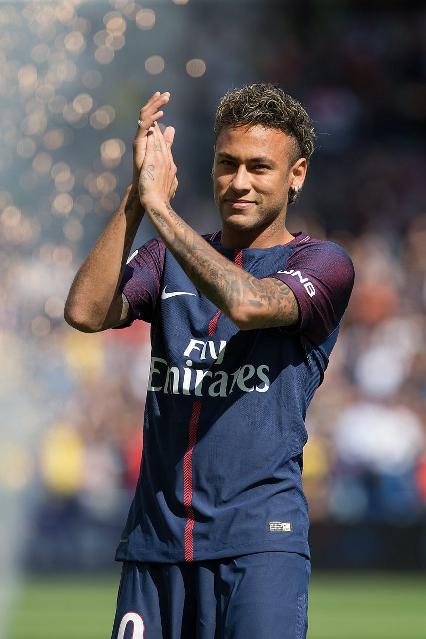 25球超越凯恩，姆巴佩是本赛季俱乐部进球最多的五大联赛球员（姆巴佩25球反超凯恩 领跑本赛季五大联赛俱乐部射手榜）