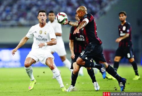 前锋突破射门命中率持续上升（前锋突破射门成功率稳步提升）