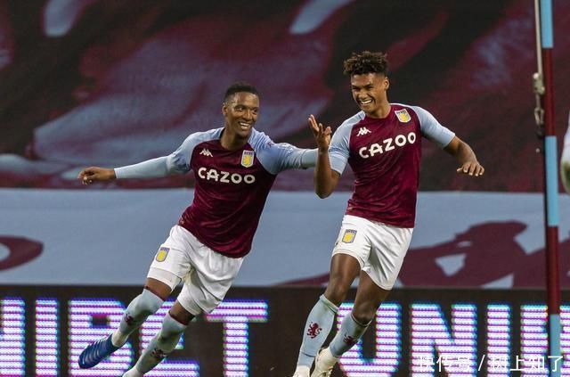 奎因单节21分5助攻0失误创历史，NBA此前仅詹姆斯等3人做到（奎因单节轰21分+5助攻零失误载入史册，NBA此前仅詹姆斯等三人曾达成）