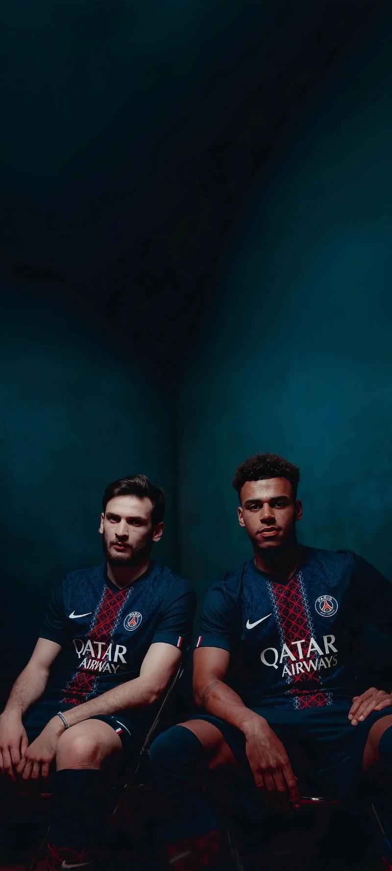 为何贝西洛维奇突然下课？媒曝已对球队失控，疑似遭球员逼宫（贝西洛维奇突遭下课：媒体称其难控球队，疑被球员逼宫）