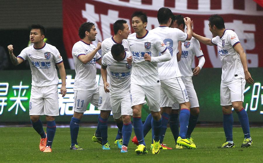 总有人黑C罗“跳水”？毛剑卿：这也是门艺术，跳得好叫艺术（C罗屡遭“跳水”质疑？毛剑卿：这门本事，跳得漂亮也是艺术）