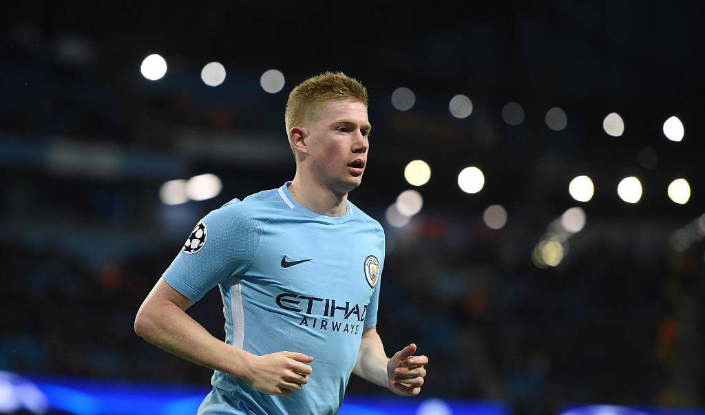 迈阿密国际与温哥华白浪总决赛上演梅西vs穆勒之战，双方实力强劲，看点十足，引发广泛关注。