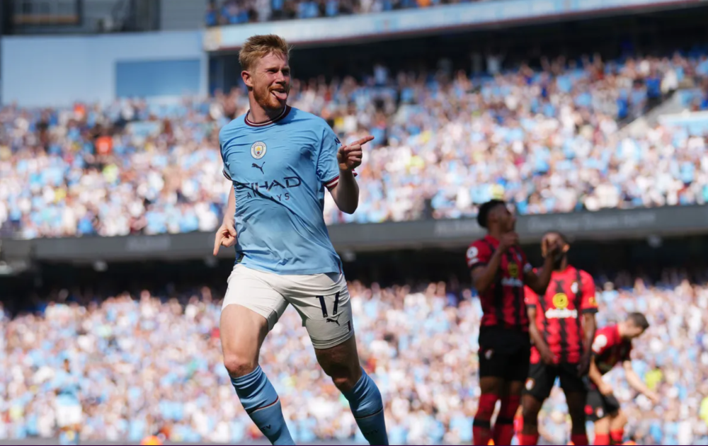 阿森纳客战维拉首发：萨卡PK沃特金斯，哲凯替补，埃泽先发（阿森纳做客维拉首发出炉：萨卡对决沃特金斯，哲凯替补，埃泽首发）