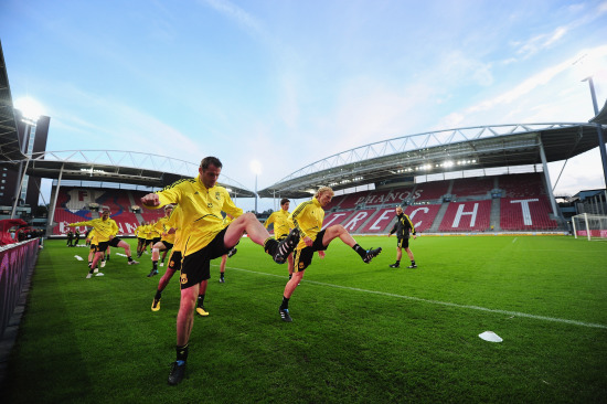 记者：昨晚阿代米和于根伟指导聊了挺久，阿代米哭了（记者称阿代米昨夜与于根伟指导长谈良久后落泪）