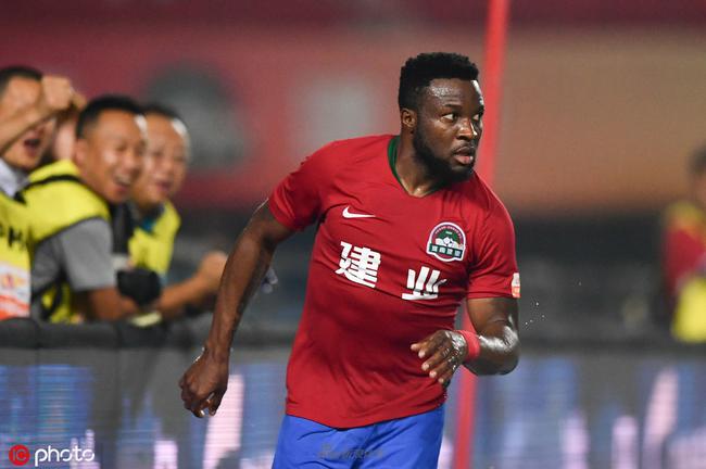 2025中超解围榜：杜加利奇以246次居首；本土球员廖均健最多（2025中超解围榜：杜加利奇以246次领跑，本土球员中廖均健最多）