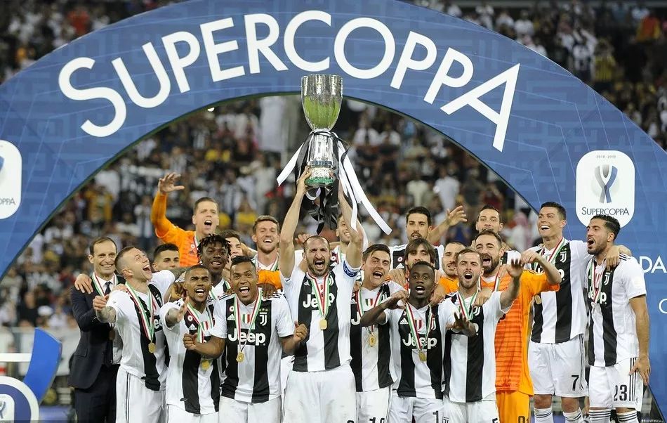 世体：热刺将久保建英列入冬窗引援名单，球员解约金6000万欧