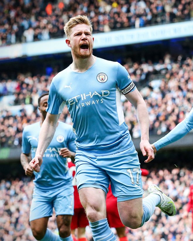 西甲在国家德比中测试VR眼镜观赛，近千名球迷实现了沉浸体验（西甲国家德比引入VR观赛，近千球迷沉浸式体验）