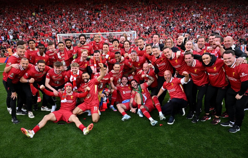 阿森纳3-1拜仁，廷贝尔、马杜埃凯、马丁内利破门，诺伊尔送礼（阿森纳3比1力克拜仁：廷贝尔、马杜埃凯、马丁内利建功，诺伊尔失误送礼）